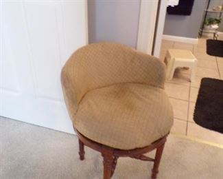 side chair/vanity stool
