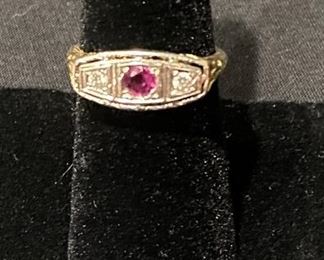 15-16K Yellow & White Gold, Diamond & Ruby Ring.