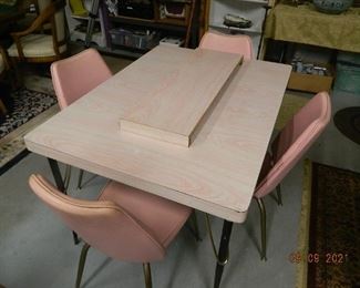 vintage pink table with 4 chairs