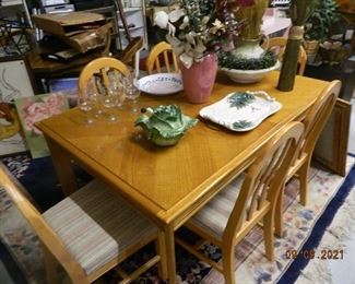 dining room table with 6 chairs