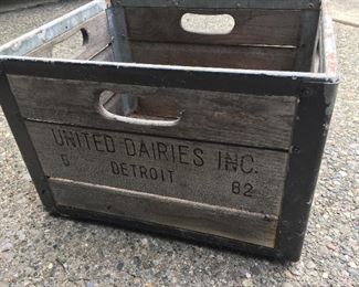 Vintage United Dairies Inc Detroit Milk Crate