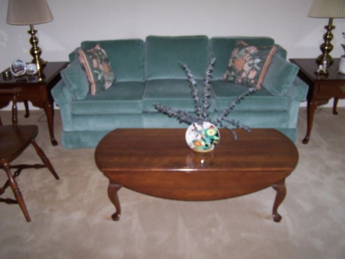 TEAL SOFA, CHERRY COFFEE TABLE, PAIR OF CHERRY LAMP TABLES & BRASS LAMPS