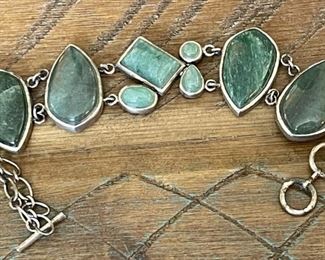 Gorgeous Vintage Jade Stone And Sterling Bracelet  Measures 8.5" Long Weighs 59.3 Grams