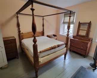 4 poster Tiger Maple bed with canopy frame, Maryland