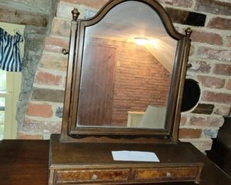Gentleman's Shaving Mirror Walnut Burl drawers