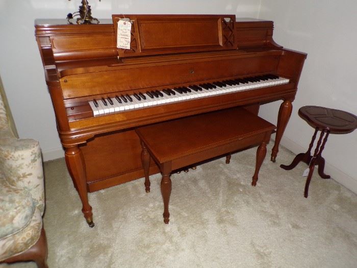 Story & Clark. In excellent condition with bench.