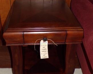 Matching oversized end table