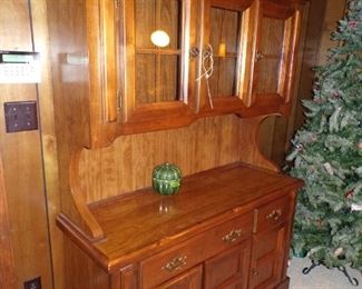 Pine server and hutch