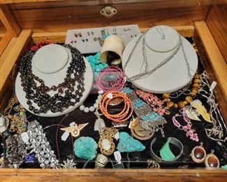 Prices starting at just $2, we have costume jewelry for everyone.  Gold and Silver rings too