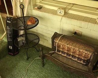 Vintage stove, 2 tiered table 