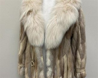 Vintage Retro Oscar De LA Renta Rabbit Fox Fur Coat