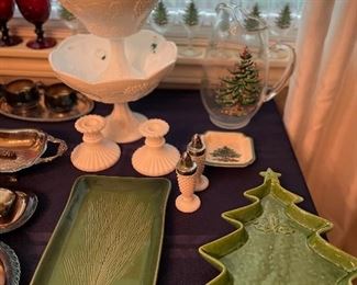 Spode Christmas pitcher & goblets, milk glass