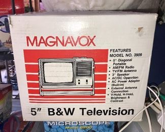Magnavox Television