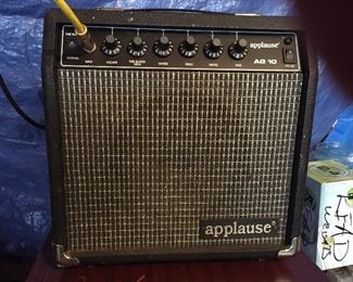 Applause Amp