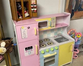 Child's kitchen set