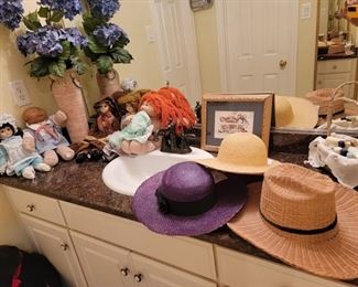 Men and women hats. Decorative dolls