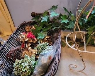 Large baskets and floral supplies