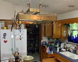 Solid Brass Hanging Pot Holder
Kitchen Items