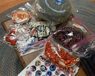 Collectibles
Vintage Band Items
Military Items