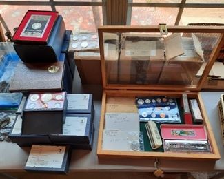 Coin collection with US Treasury mint proof sets