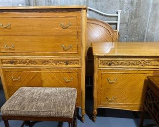 Tiger Maple Bedroom Set, includes Headboard & Footboard