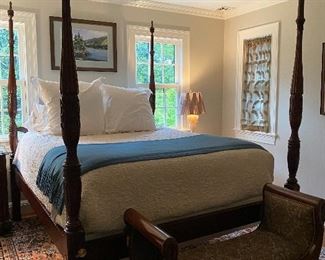 Queen 4 Poster Bed, Upholstered Bench