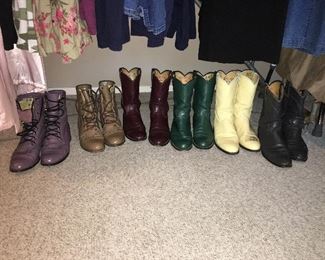 Ladies boots. All in good condition.  Sizes 9-9.5 