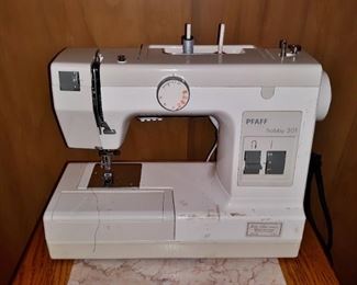 Pfaff hobby 301 sewing machine