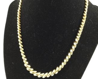 14k Gold 17in Macaroni Link Necklace
