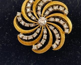 18k Gold And Diamond Pin Pendant