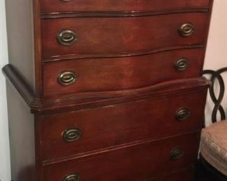 Vintage mahogany chest on chest with curved front and 6 drawers. 59"W x 22"D x 35"H.
