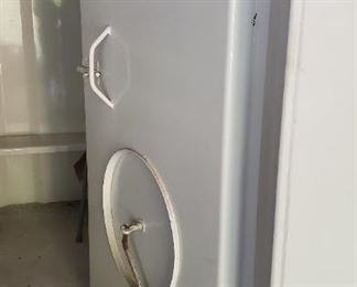 Storm shelter/ safe place above ground , 3/4" steel