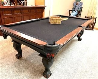 Connelly Pool table and accessories- GREAT Christmas present to the family          