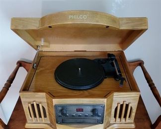 Philco turntable, CD with cassette player