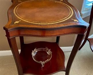 LEATHER TOP END TABLES X 2, AND LEATHER TOP COFFEE TABLE 