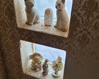 Ceramic/Porcelain Figurines
