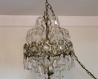 Glass Crystals Hanging Light