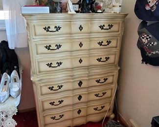 French Provencal Chest of Drawers