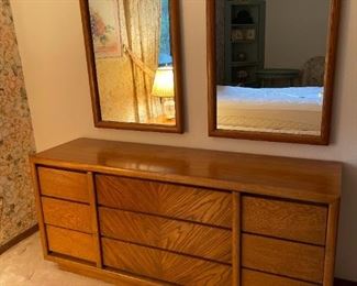Rijo505 Lane Oak 9 Drawer Dresser And 2 Mirrors