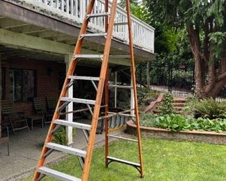 Rijo508 Husky 12 Foot Step Ladder