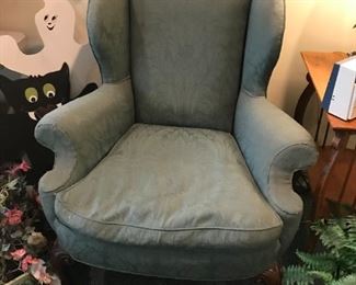 #134	green wing back chair 	 $45.00 	
