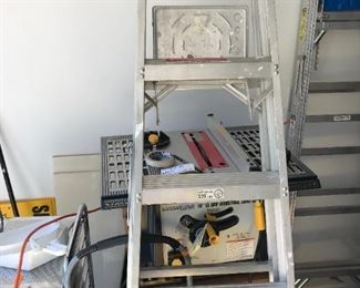 #163	Keller 6 foot alumin ladder 230 weight 	 $30.00 	
