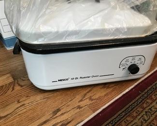 #218	Nesco 18 quart electric roster oven 	 $40.00 	
