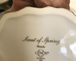 #243	5 lenox animals skunk squiel, deer chip monk and racoon	 $40.00 	
