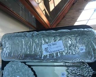 #244	Arthur court elephant tray 	 $20.00 	

