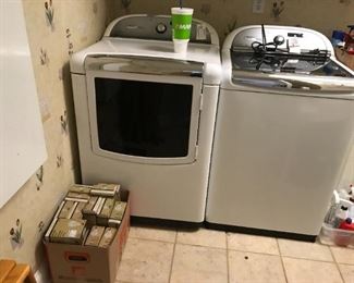 #115	Whirlpool Cabrio Platinum Wed8600 electric dryer, WTW 8600 as is washer rust , no agitator 	 $300.00 	
