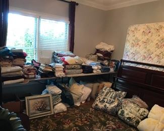 queen and full linens 