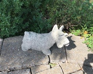 #87	concrete scottie dog 	 $60.00 	
