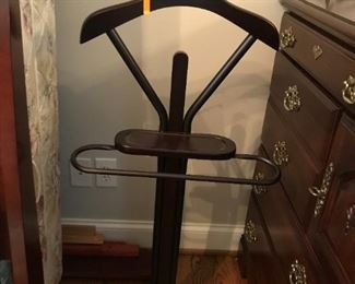 #98	valet wood 	 $40.00 	
