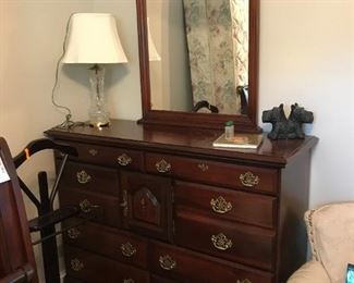 #99	Kincade dresser with mirror 9drawers 54x18x42 mirr 28x40	 $325.00 	
